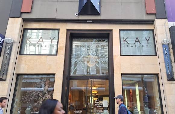 Kay Jewelers 34th Street NYC